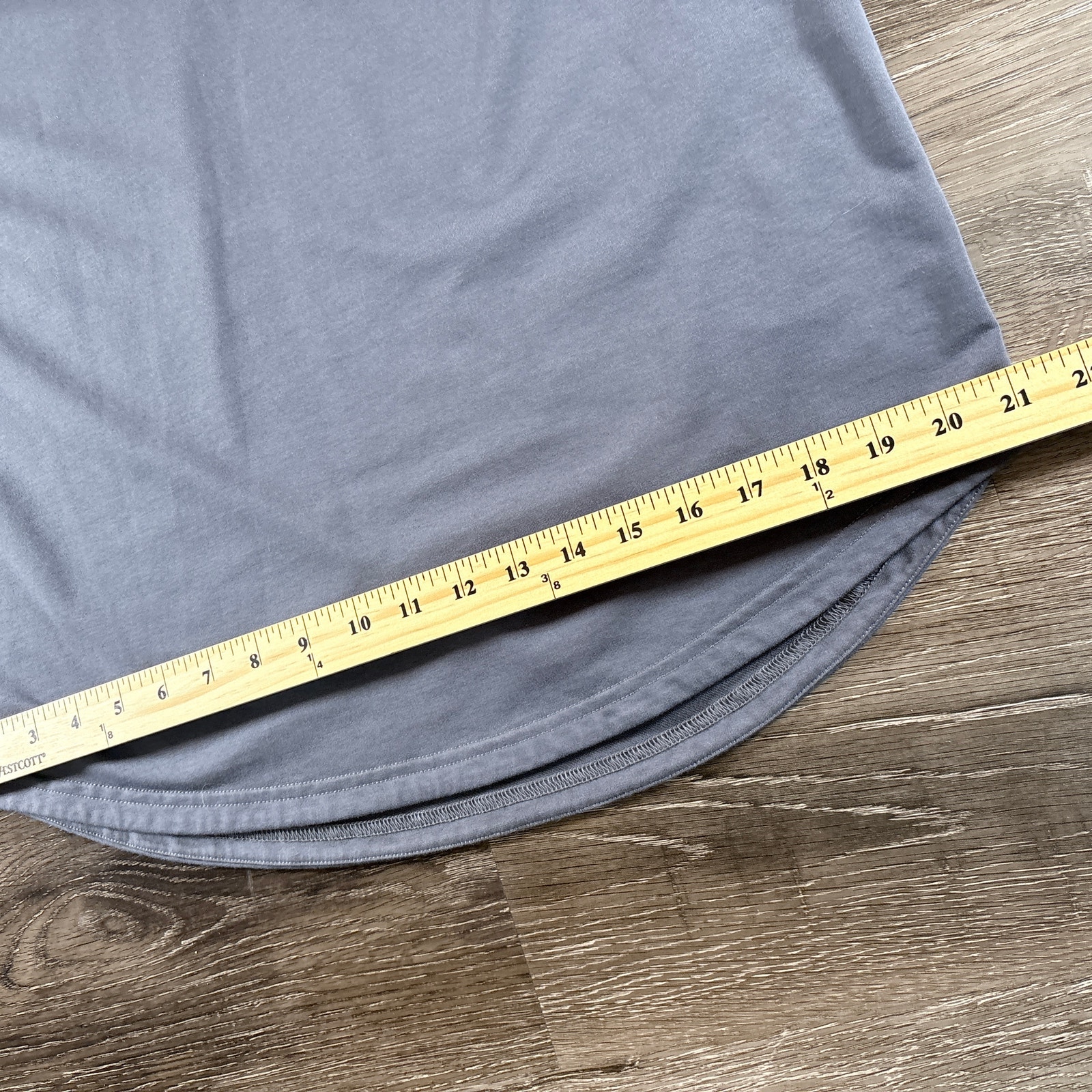 Bylt Premium Basics Signature Gray V-Neck T-Shirt Size L — image 7 of 7